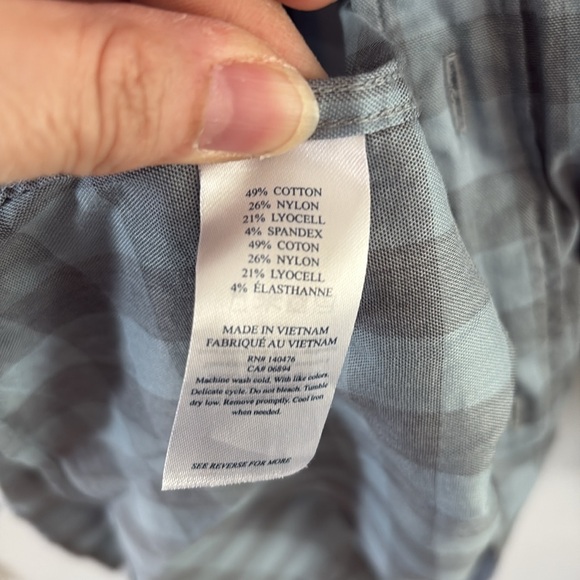 Faherty blue plaid long sleeve button down shirt Size XL - Picture 10 of 11